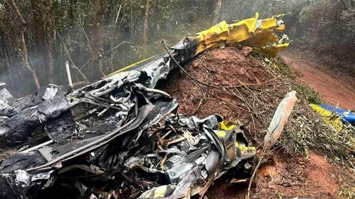 Avião acaba de cair no Brasil, não há sobreviventes, entre eles esteja nossa querida Jo… Ver mais