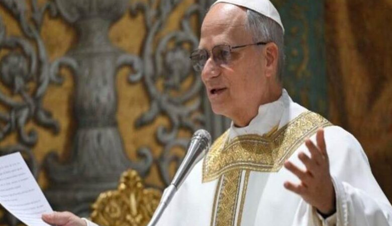 Papa Leão XIV é criticado ao declarar que apenas homem e mulher é o … Ver Mais