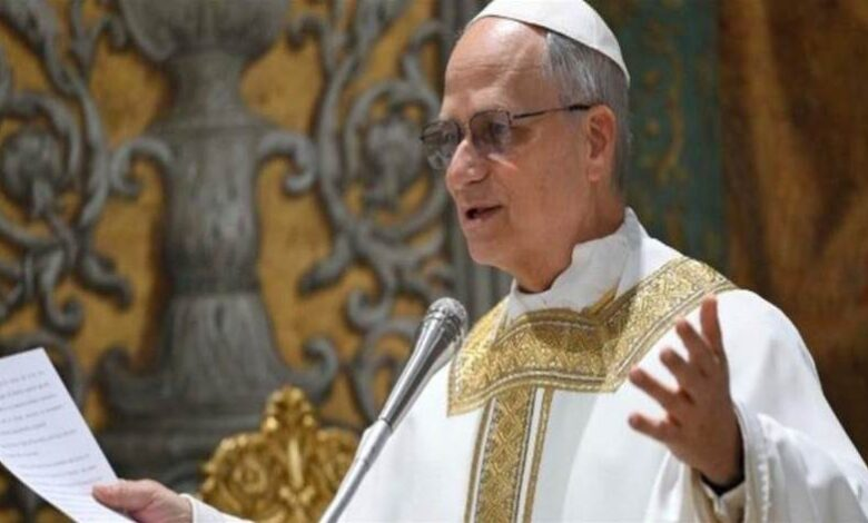 Papa Leão XIV é criticado ao declarar que apenas homem e mulher é o … Ver Mais