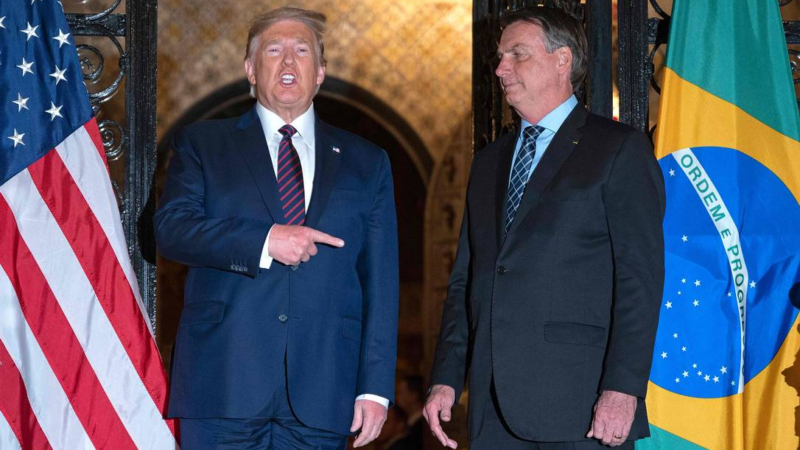 Donald Trump manda recado para Bolsonaro, você é um v…Ver Mais
