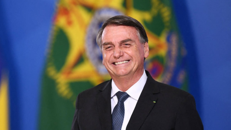 Urgente: Bolsonaro acaba de ser co…ver mais