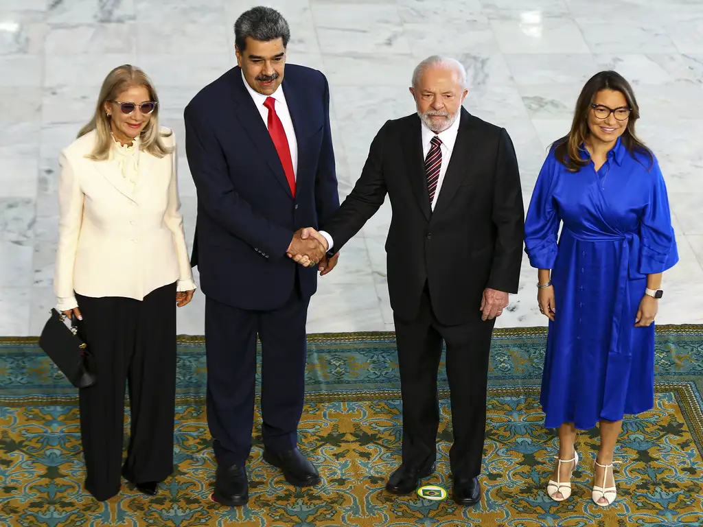 URGENTE: Presidente Lula e a esposa acaba de ser…Ver mais