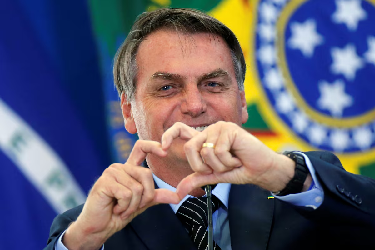 Antônio Fagundes não se cala e manda recado para Bolsonaro: você é um Vaga….Ver Mais