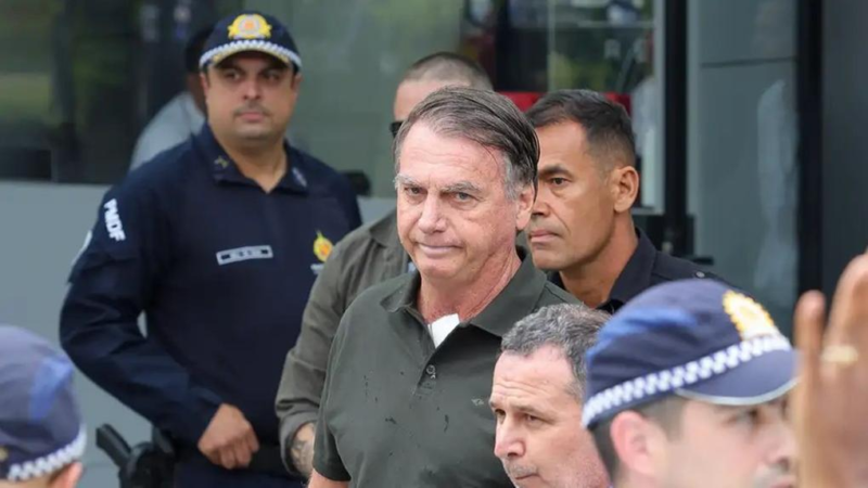 Chega pior notícia sobre estado de saúde de Bolsonaro após cirurgia em…Ver mais