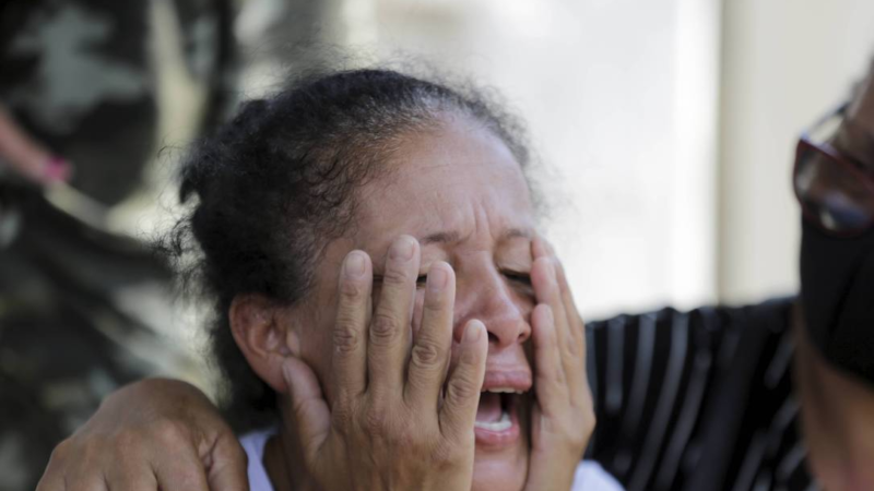 Relato da mãe que perdeu a filha na megaoperação no Rio “Eles arran…Ver mais