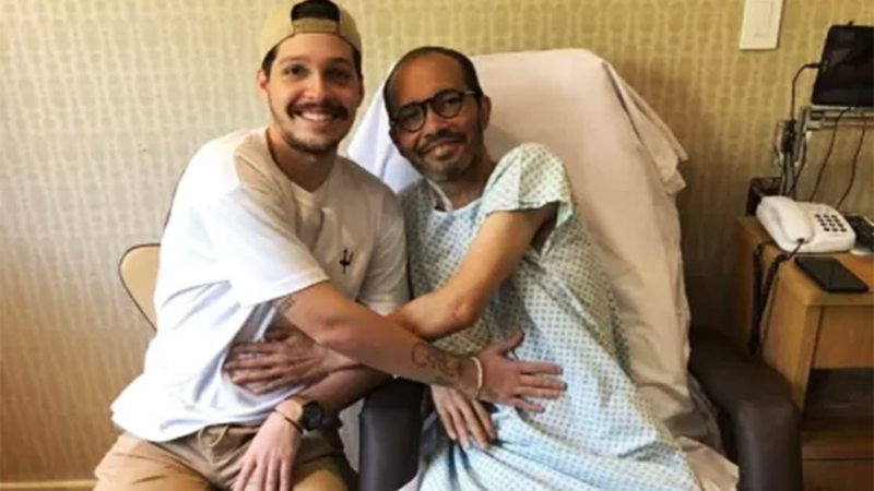 Filho que doou parte do fígado ao pai infelizmente acaba de fa…Ver mais