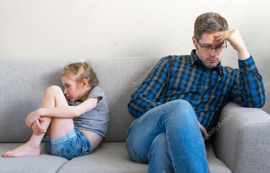 Quinta-feira muita tristeza: Jovem que foi agredida pelo próprio pa…Ver mais