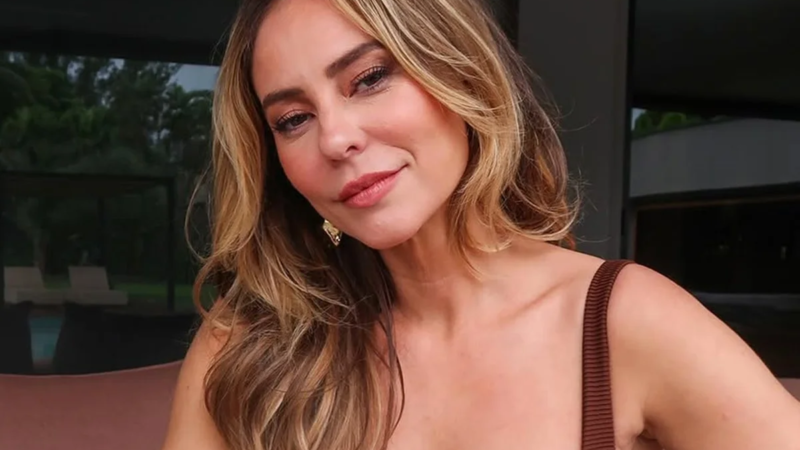 Diogo Nogueira faz o Brasil chorar ao revelar que paolla gosta de bu…Ver mais