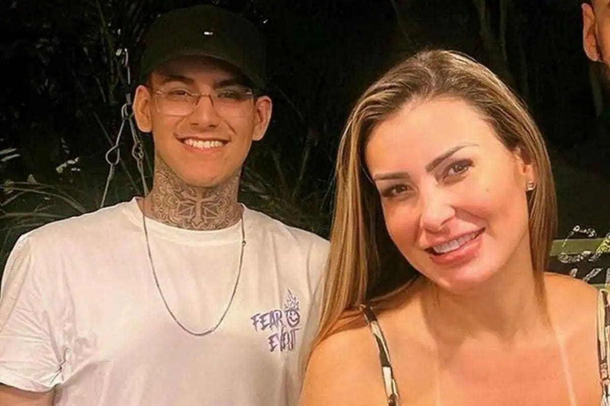 Áudio de Andressa Urach sobre sex0 com o filho choca a web…Ver Mais