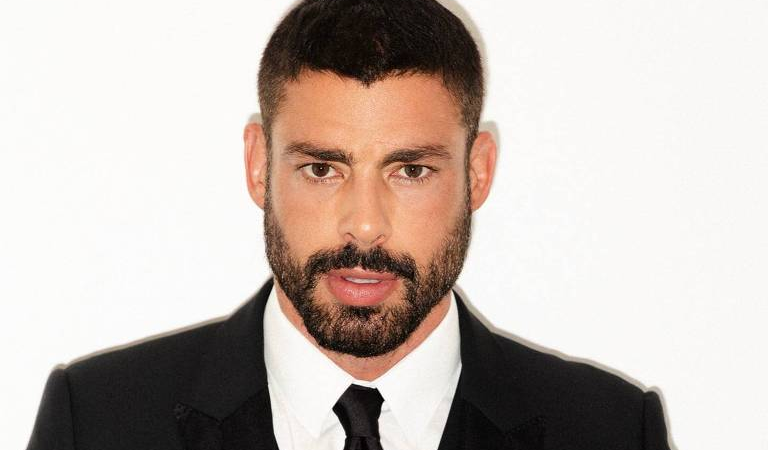 Cauã Reymond com o novo namo…Ver mais