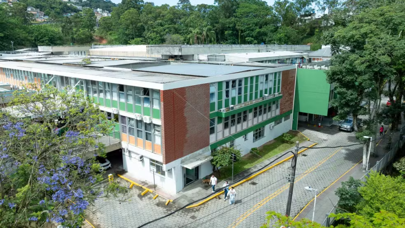 Mãe é presa no RS após exame de urina da filha de poucos anos conter vestígios de… Ver mais