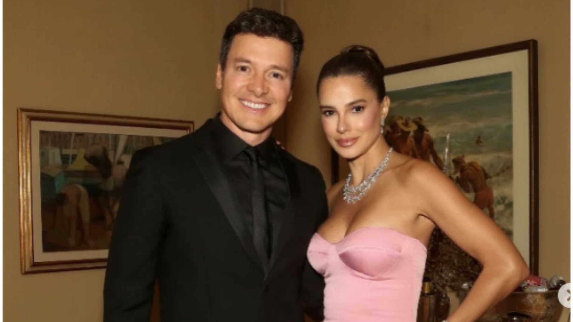 Rodrigo Faro pede oração para esposa pois o câncer voltou ela perdeu uma Per…Ver Mais