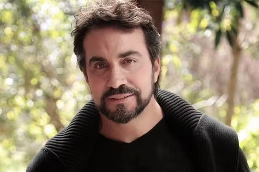 Aos 54 anos Padre Fábio de Melo anúncia namoro com …Ver mais